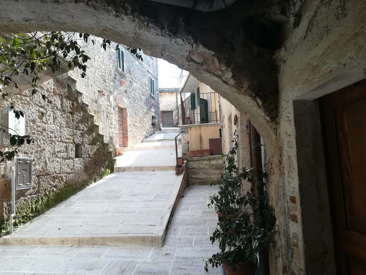 La casa nel Dentro Villa Campiglia dʼOrcia 0*,  Italia